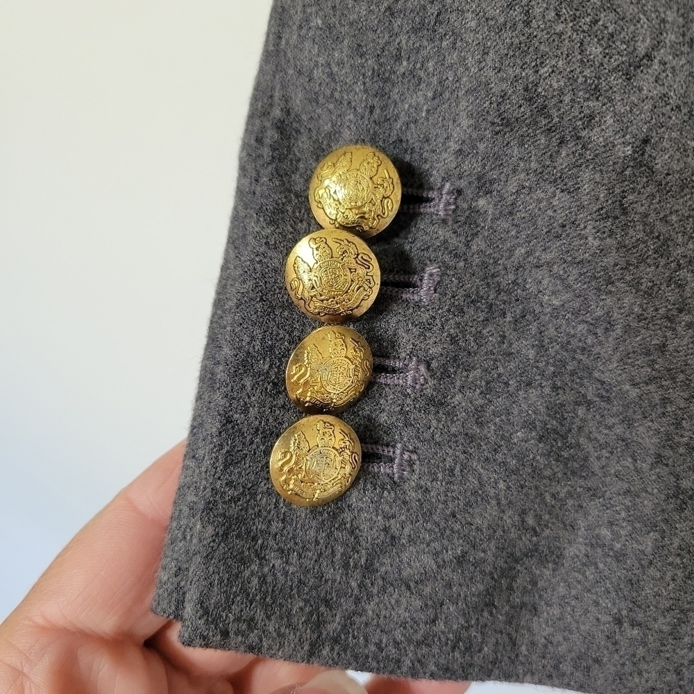 J. Crew Gray 100% Wool with Gold Buttons Size 6 - Picture 4 of 8